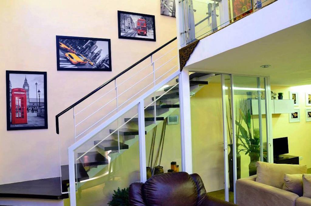 Apartment Luxurious Penthouse Unit In Cebu